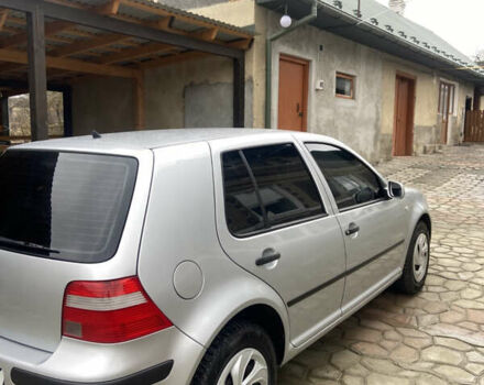 Серый Фольксваген Гольф, объемом двигателя 1.4 л и пробегом 215 тыс. км за 3950 $, фото 4 на Automoto.ua