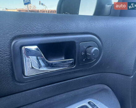 Серый Фольксваген Гольф, объемом двигателя 1.6 л и пробегом 188 тыс. км за 4600 $, фото 17 на Automoto.ua