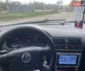 Серый Фольксваген Гольф, объемом двигателя 1.6 л и пробегом 300 тыс. км за 3350 $, фото 9 на Automoto.ua