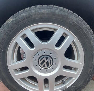 Серый Фольксваген Гольф, объемом двигателя 1.6 л и пробегом 154 тыс. км за 5500 $, фото 25 на Automoto.ua