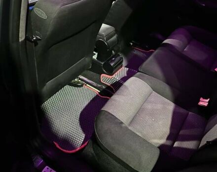 Сірий Фольксваген Гольф, об'ємом двигуна 1.6 л та пробігом 338 тис. км за 3999 $, фото 17 на Automoto.ua