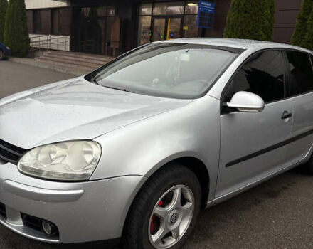 Серый Фольксваген Гольф, объемом двигателя 1.39 л и пробегом 294 тыс. км за 5000 $, фото 4 на Automoto.ua