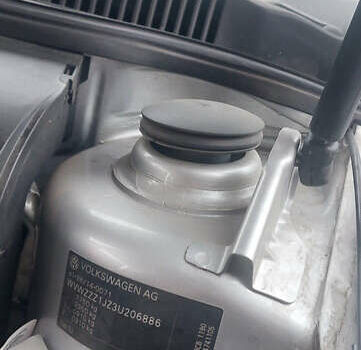 Серый Фольксваген Гольф, объемом двигателя 1.6 л и пробегом 154 тыс. км за 5500 $, фото 21 на Automoto.ua