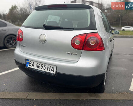 Серый Фольксваген Гольф, объемом двигателя 1.6 л и пробегом 260 тыс. км за 4200 $, фото 17 на Automoto.ua