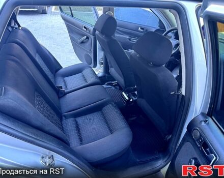 Серый Фольксваген Гольф, объемом двигателя 1.4 л и пробегом 200 тыс. км за 3800 $, фото 10 на Automoto.ua