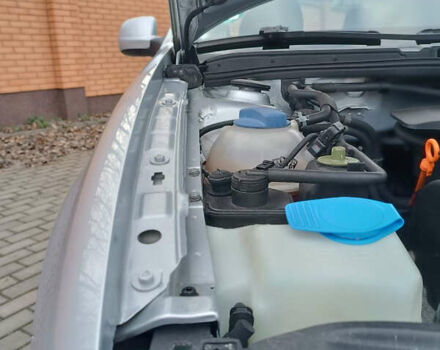 Серый Фольксваген Гольф, объемом двигателя 1.6 л и пробегом 226 тыс. км за 5250 $, фото 73 на Automoto.ua