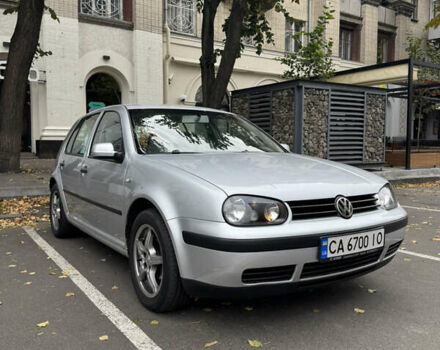 Серый Фольксваген Гольф, объемом двигателя 1.6 л и пробегом 391 тыс. км за 4500 $, фото 1 на Automoto.ua