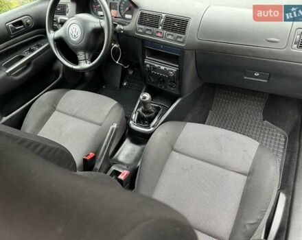 Сірий Фольксваген Гольф, об'ємом двигуна 1.6 л та пробігом 194 тис. км за 4999 $, фото 67 на Automoto.ua