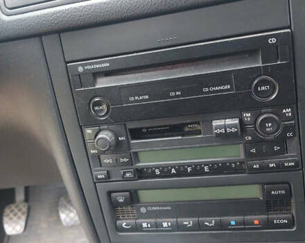 Серый Фольксваген Гольф, объемом двигателя 1.6 л и пробегом 154 тыс. км за 5500 $, фото 15 на Automoto.ua