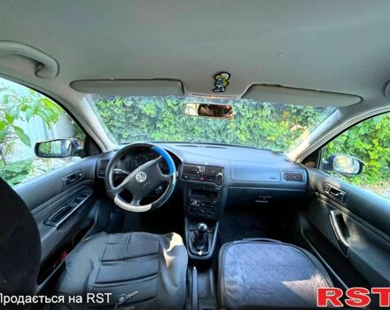 Серый Фольксваген Гольф, объемом двигателя 1.4 л и пробегом 260 тыс. км за 4700 $, фото 5 на Automoto.ua