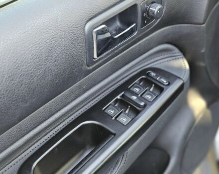 Серый Фольксваген Гольф, объемом двигателя 1.4 л и пробегом 278 тыс. км за 4100 $, фото 12 на Automoto.ua