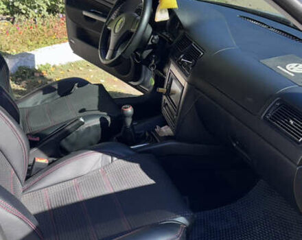 Серый Фольксваген Гольф, объемом двигателя 1.6 л и пробегом 243 тыс. км за 5400 $, фото 3 на Automoto.ua