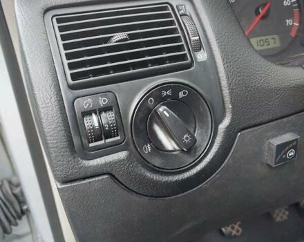 Сірий Фольксваген Гольф, об'ємом двигуна 1.6 л та пробігом 388 тис. км за 3650 $, фото 30 на Automoto.ua