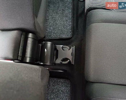 Серый Фольксваген Гольф, объемом двигателя 1.6 л и пробегом 226 тыс. км за 5250 $, фото 52 на Automoto.ua