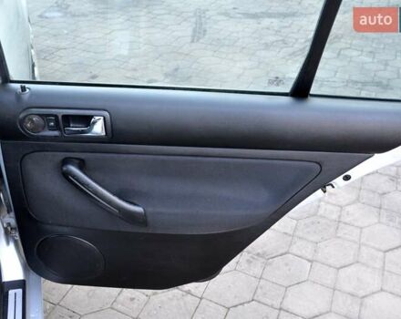 Серый Фольксваген Гольф, объемом двигателя 1.6 л и пробегом 146 тыс. км за 5700 $, фото 21 на Automoto.ua