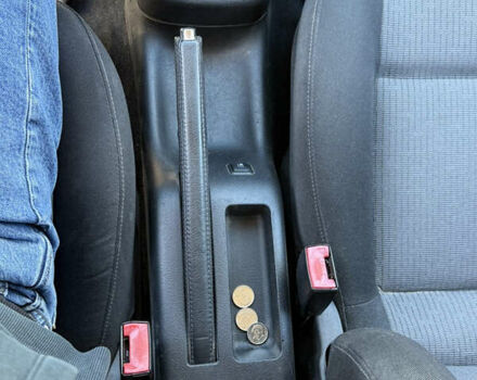 Сірий Фольксваген Гольф, об'ємом двигуна 1.6 л та пробігом 210 тис. км за 4400 $, фото 15 на Automoto.ua