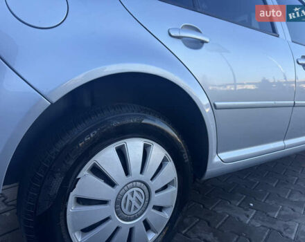 Серый Фольксваген Гольф, объемом двигателя 1.6 л и пробегом 188 тыс. км за 4600 $, фото 10 на Automoto.ua