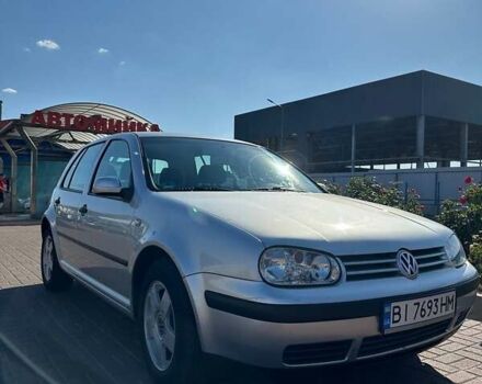 Серый Фольксваген Гольф, объемом двигателя 1.6 л и пробегом 275 тыс. км за 4500 $, фото 5 на Automoto.ua