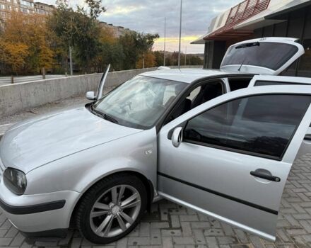 Фольксваген Гольф 2003 у Кривому Розі на Automoto.ua Сірий Фольксваген Гольф, об'ємом двигуна 1.4 л та пробігом 187 тис. км за 3500 $, фото 9 на Automoto.ua
