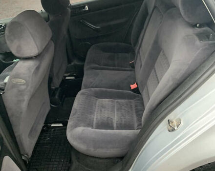 Серый Фольксваген Гольф, объемом двигателя 1.6 л и пробегом 207 тыс. км за 4800 $, фото 1 на Automoto.ua