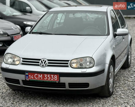 Серый Фольксваген Гольф, объемом двигателя 1.6 л и пробегом 198 тыс. км за 5499 $, фото 1 на Automoto.ua
