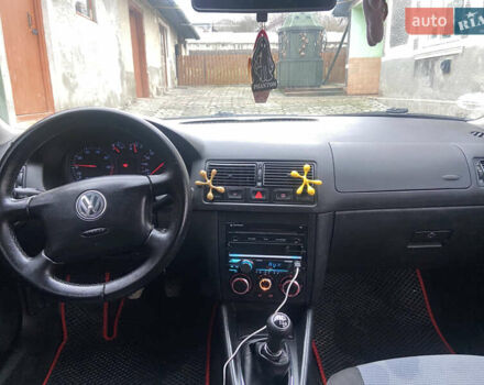 Серый Фольксваген Гольф, объемом двигателя 1.4 л и пробегом 215 тыс. км за 3950 $, фото 11 на Automoto.ua