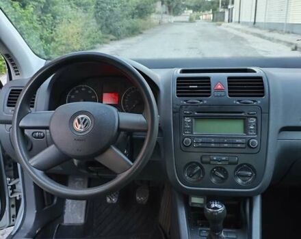 Сірий Фольксваген Гольф, об'ємом двигуна 1.39 л та пробігом 220 тис. км за 3999 $, фото 8 на Automoto.ua