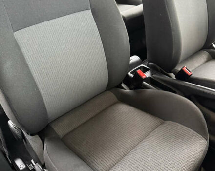 Серый Фольксваген Гольф, объемом двигателя 1.6 л и пробегом 170 тыс. км за 5200 $, фото 17 на Automoto.ua