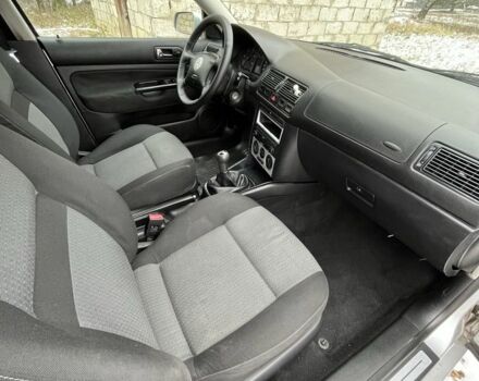 Сірий Фольксваген Гольф, об'ємом двигуна 1.9 л та пробігом 257 тис. км за 4450 $, фото 17 на Automoto.ua