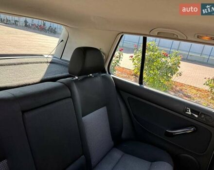 Серый Фольксваген Гольф, объемом двигателя 1.6 л и пробегом 275 тыс. км за 4500 $, фото 7 на Automoto.ua