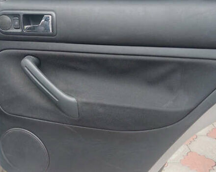 Серый Фольксваген Гольф, объемом двигателя 1.6 л и пробегом 154 тыс. км за 5500 $, фото 12 на Automoto.ua