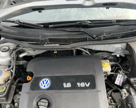 Серый Фольксваген Гольф, объемом двигателя 1.6 л и пробегом 200 тыс. км за 4600 $, фото 18 на Automoto.ua