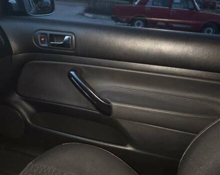 Серый Фольксваген Гольф, объемом двигателя 1.6 л и пробегом 143 тыс. км за 4450 $, фото 19 на Automoto.ua