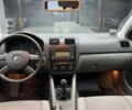 Фольксваген Гольф 2003 в Черновцах на Automoto.ua Серый Фольксваген Гольф, объемом двигателя 1.4 л и пробегом 184 тыс. км за 5300 $, фото 12 на Automoto.ua