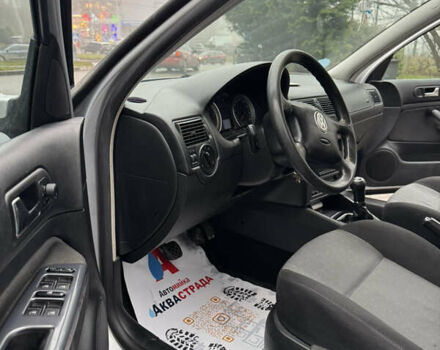 Сірий Фольксваген Гольф, об'ємом двигуна 1.6 л та пробігом 178 тис. км за 4100 $, фото 27 на Automoto.ua