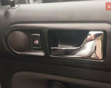 Серый Фольксваген Гольф, объемом двигателя 1.6 л и пробегом 182 тыс. км за 4850 $, фото 19 на Automoto.ua