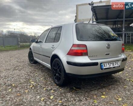 Серый Фольксваген Гольф, объемом двигателя 1.6 л и пробегом 300 тыс. км за 3350 $, фото 4 на Automoto.ua