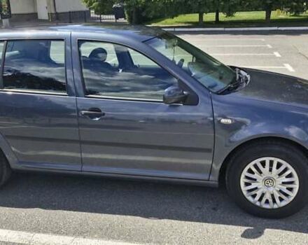 Серый Фольксваген Гольф, объемом двигателя 1.39 л и пробегом 234 тыс. км за 3950 $, фото 2 на Automoto.ua
