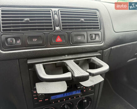 Серый Фольксваген Гольф, объемом двигателя 1.6 л и пробегом 198 тыс. км за 5499 $, фото 37 на Automoto.ua