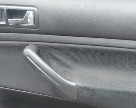 Серый Фольксваген Гольф, объемом двигателя 1.6 л и пробегом 154 тыс. км за 5500 $, фото 13 на Automoto.ua