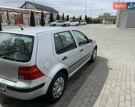 Серый Фольксваген Гольф, объемом двигателя 1.6 л и пробегом 200 тыс. км за 4600 $, фото 7 на Automoto.ua