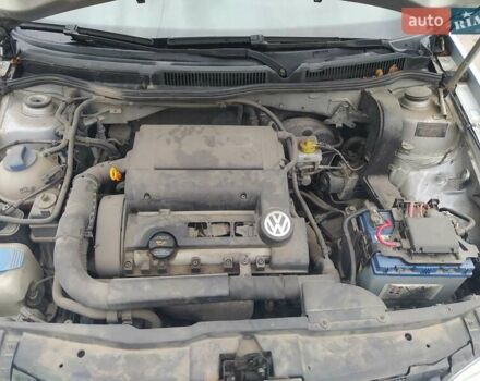 Серый Фольксваген Гольф, объемом двигателя 1.39 л и пробегом 220 тыс. км за 4300 $, фото 8 на Automoto.ua