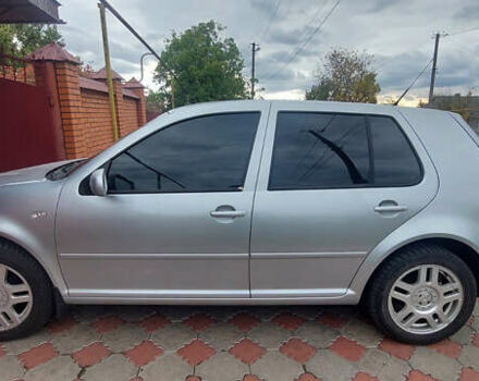 Серый Фольксваген Гольф, объемом двигателя 1.6 л и пробегом 154 тыс. км за 5500 $, фото 4 на Automoto.ua