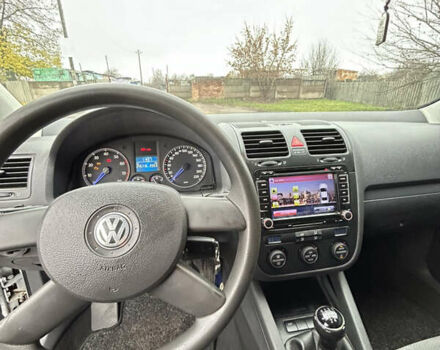 Сірий Фольксваген Гольф, об'ємом двигуна 1.39 л та пробігом 245 тис. км за 5000 $, фото 11 на Automoto.ua