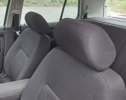 Сірий Фольксваген Гольф, об'ємом двигуна 1.6 л та пробігом 388 тис. км за 3650 $, фото 21 на Automoto.ua