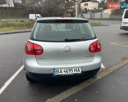 Серый Фольксваген Гольф, объемом двигателя 1.6 л и пробегом 260 тыс. км за 4200 $, фото 12 на Automoto.ua