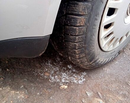 Сірий Фольксваген Гольф, об'ємом двигуна 1.4 л та пробігом 220 тис. км за 3750 $, фото 3 на Automoto.ua