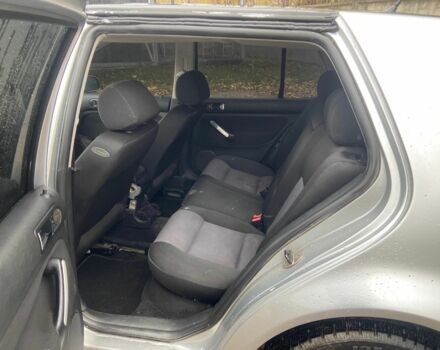 Серый Фольксваген Гольф, объемом двигателя 1.6 л и пробегом 300 тыс. км за 3350 $, фото 12 на Automoto.ua