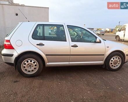 Серый Фольксваген Гольф, объемом двигателя 1.6 л и пробегом 219 тыс. км за 5200 $, фото 2 на Automoto.ua