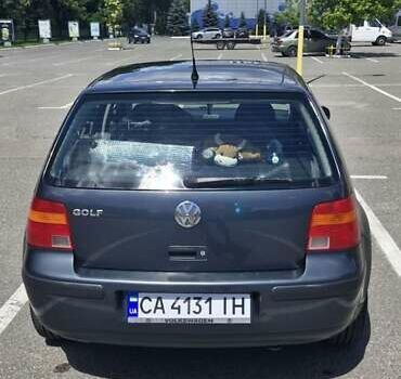 Серый Фольксваген Гольф, объемом двигателя 1.39 л и пробегом 234 тыс. км за 3950 $, фото 3 на Automoto.ua